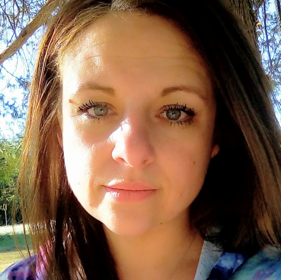 Meet your Posher, Amber ann - Picture 1 of 12
